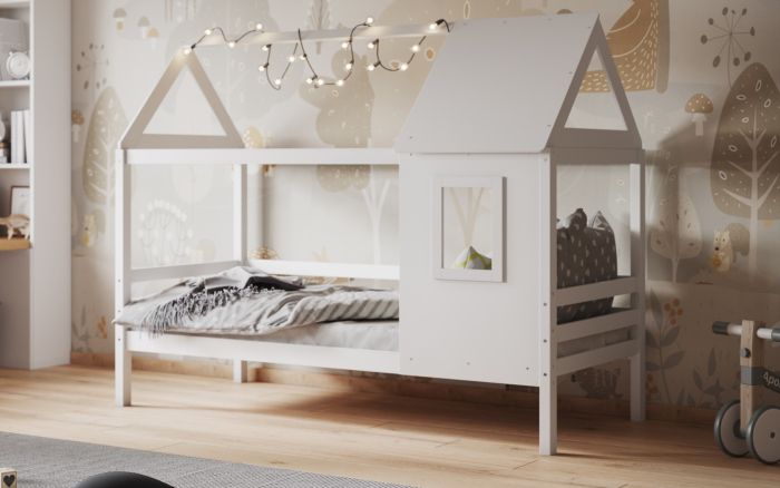 Darwen White Wooden Nature Treehouse Bed